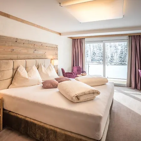 Ellmauer Hof Hotel 3*