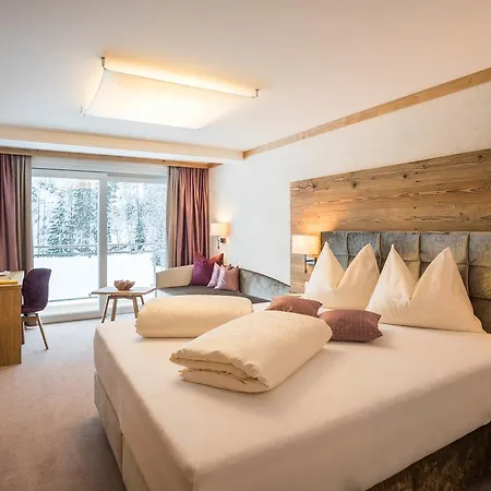 Hotel Ellmauer Hof 3*